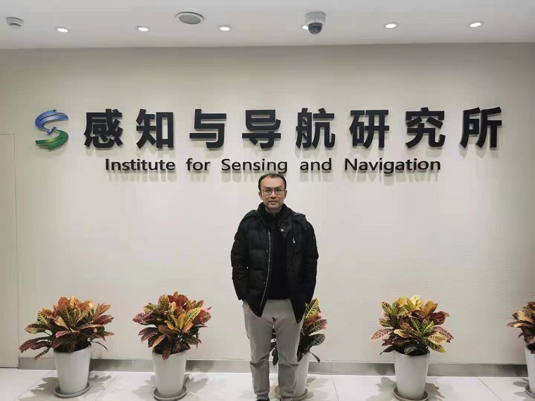 鄒老師.jpg