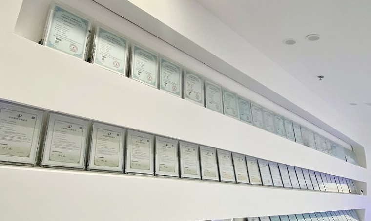 專利墻.jpg 專利墻.jpg